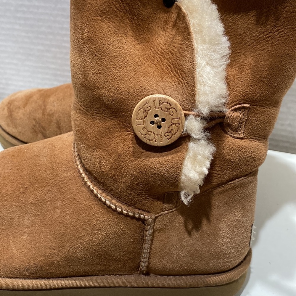 Ugg “Bailey Button” Tan Boots - image 3